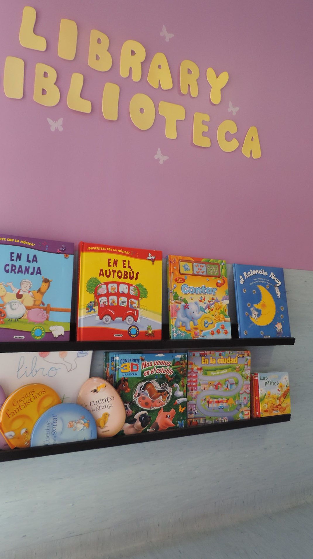 Bliblioteca e intercambio de libros: Servicios de Los Pequeñitos Escuela Infantil Bliblioteca e intercambio de libros: Servicios de Los Pequeñitos Escuela Infantil