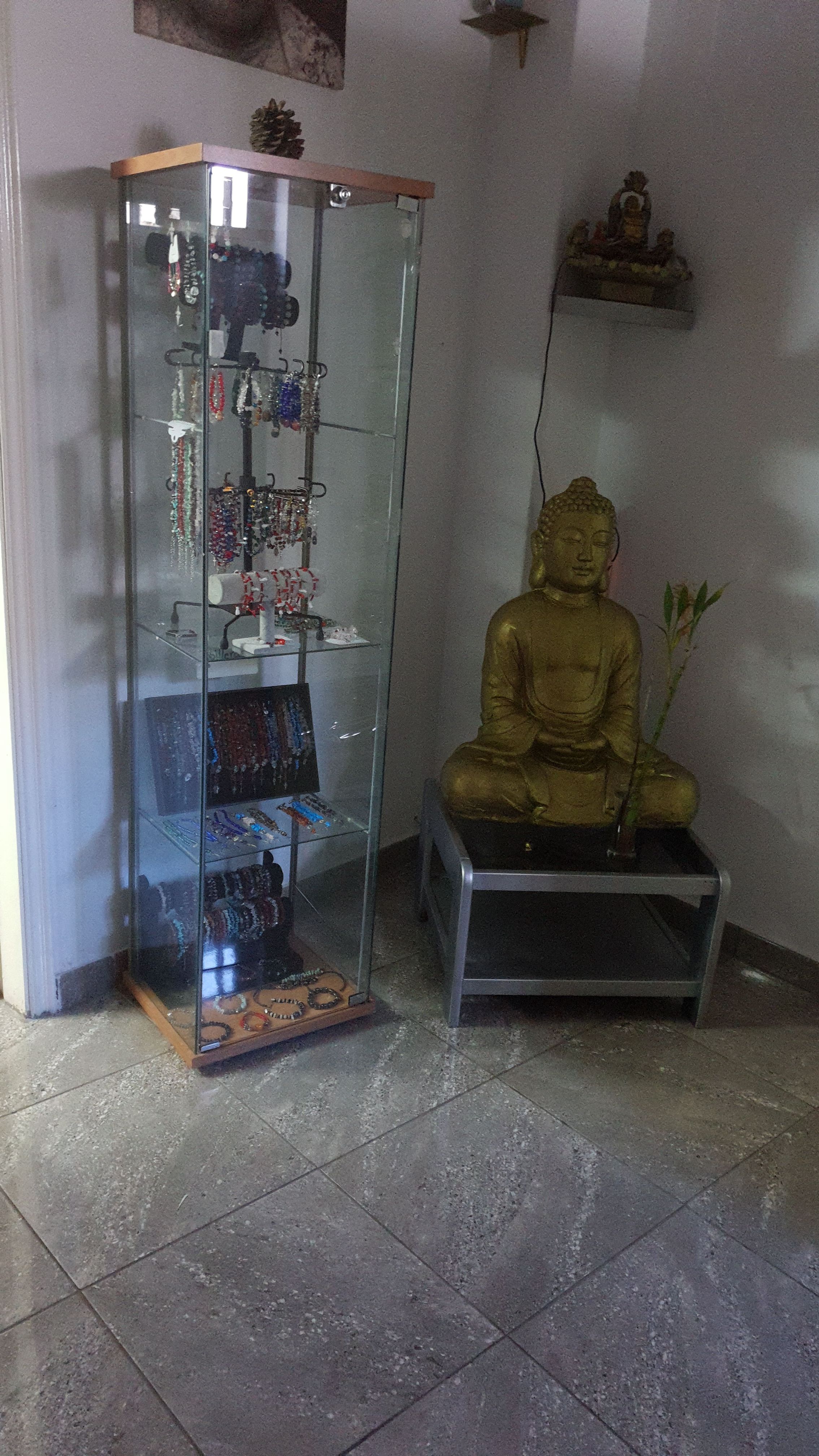 Protecciones y resguardos: Servicios de Tarot y Videncia Sonia Protecciones y resguardos: Servicios de Tarot y Videncia Sonia