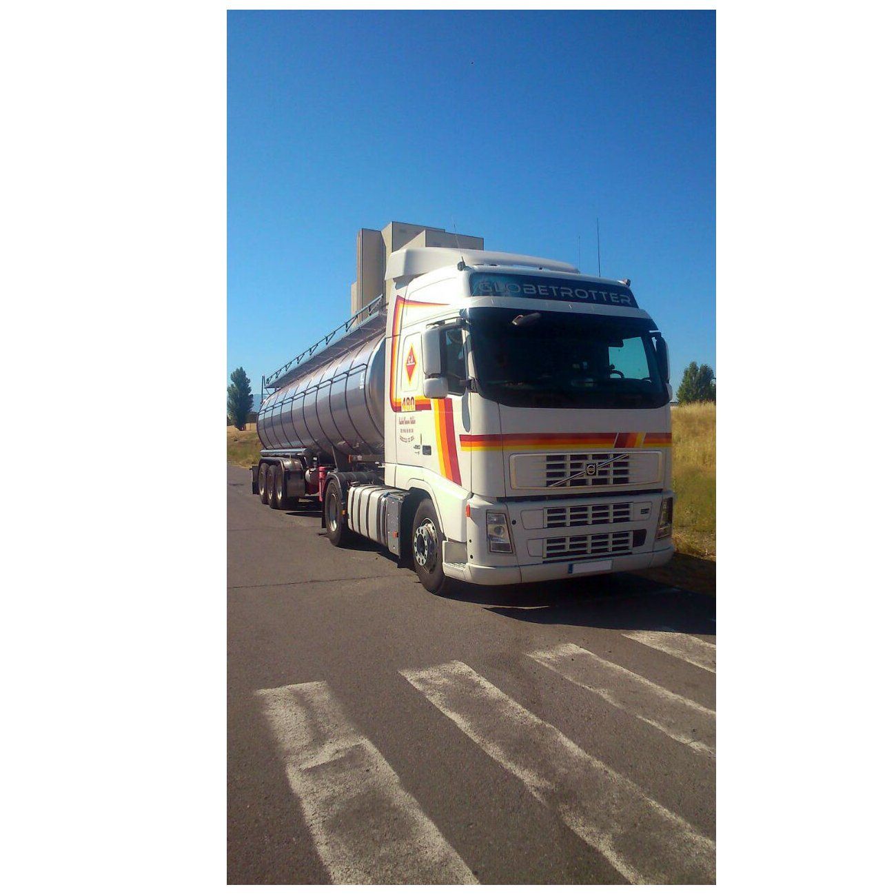 Transporte de todo tipo de líquidos alimenticios en cisterna Transporte de todo tipo de líquidos alimenticios en cisterna