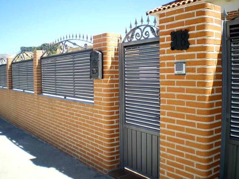 Puerta peatonal Puerta peatonal