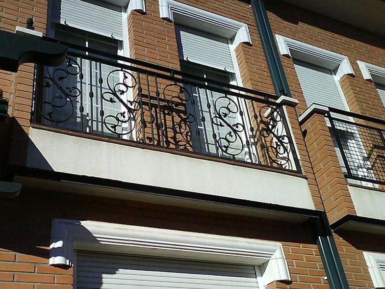 B3 - Barandilla de balcón