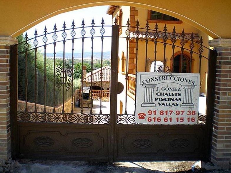 P17 - Puertas de entrada,garaje,comunidades