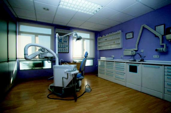 Foto 3 de ClÃ­nicas dentales en Badajoz | Centro Dental Badajoz