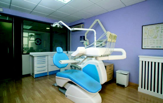 Foto 4 de ClÃ­nicas dentales en Badajoz | Centro Dental Badajoz