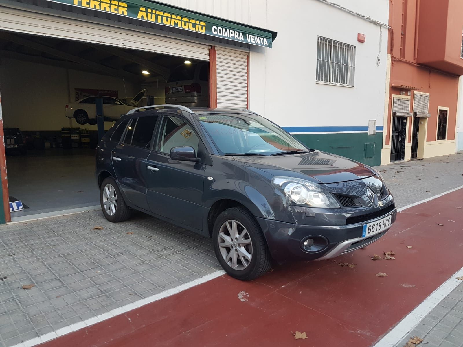 Renault Koleos 2000 DCI: Nuestro taller de Ferrer Automocio Renault Koleos 2000 DCI: Nuestro taller de Ferrer Automocio