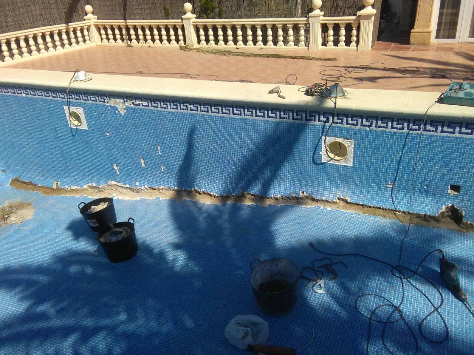 Rehabilitación de piscinas: Servicos de Aiguanet Garden & Pool Rehabilitación de piscinas: Servicos de Aiguanet Garden & Pool