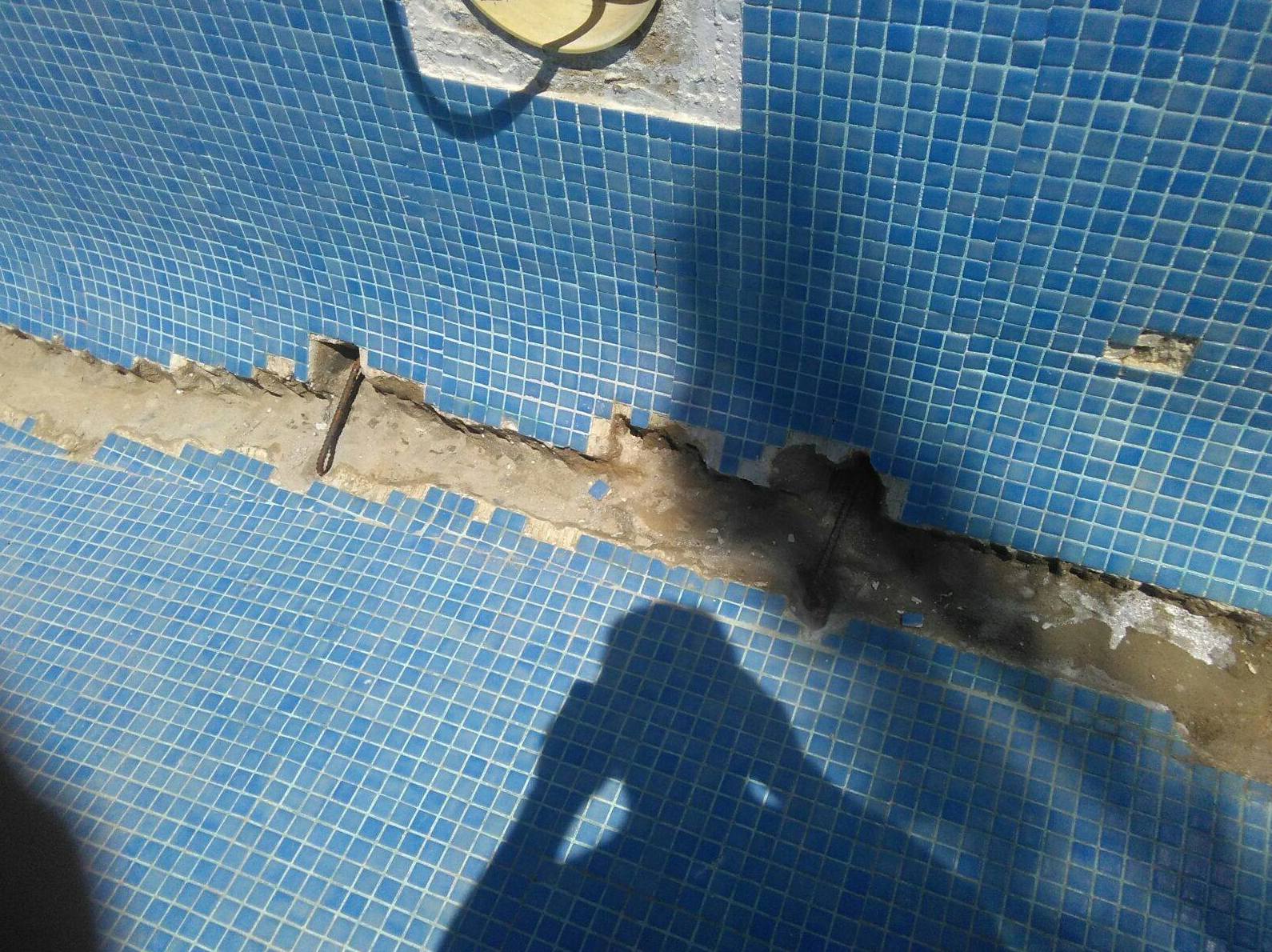 Rehabilitación de piscinas: Servicos de Aiguanet Garden & Pool Rehabilitación de piscinas: Servicos de Aiguanet Garden & Pool