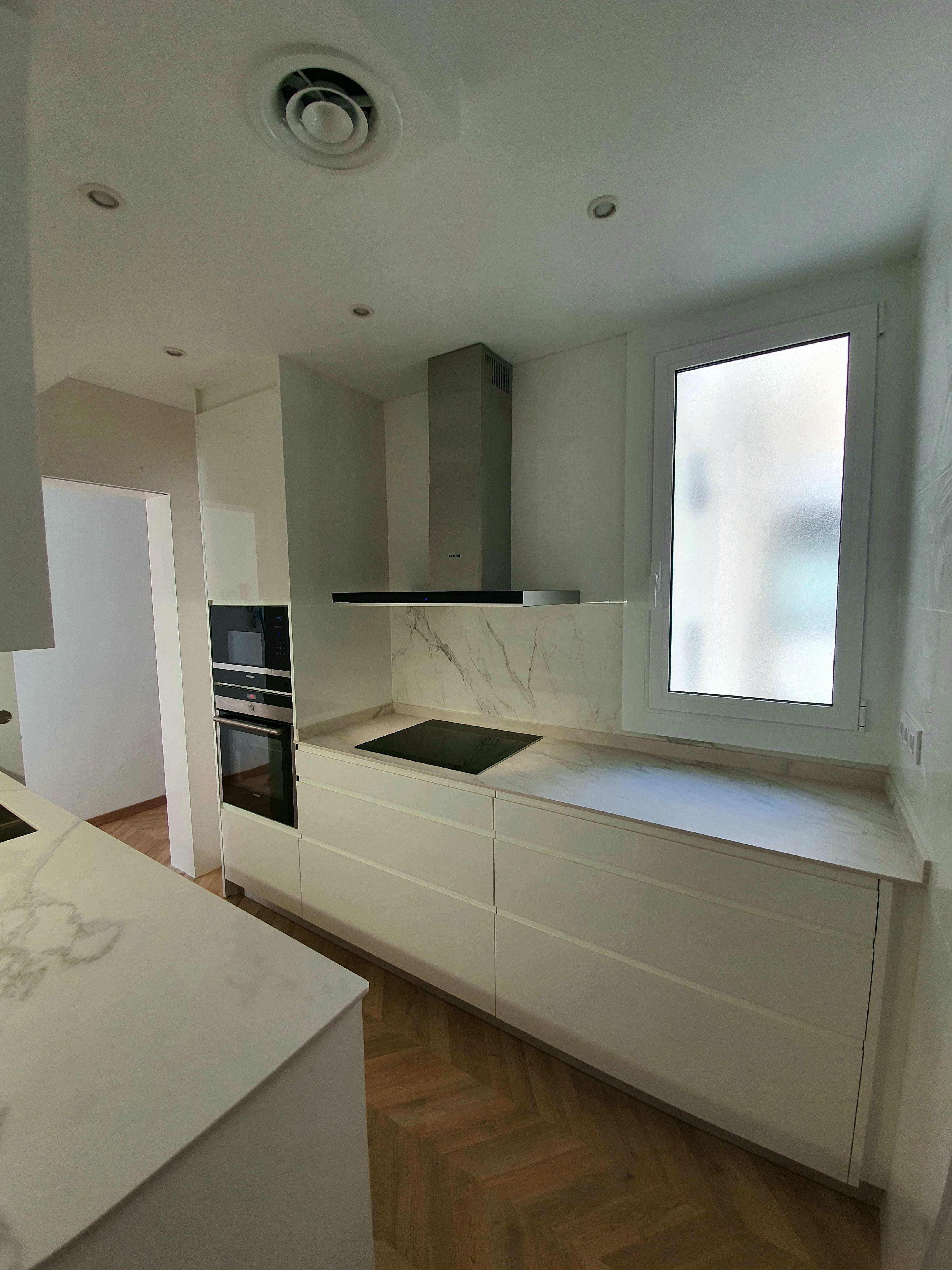 Reforma-integral-sarria-mueblescocinaperspectiva Reforma-integral-sarria-mueblescocinaperspectiva