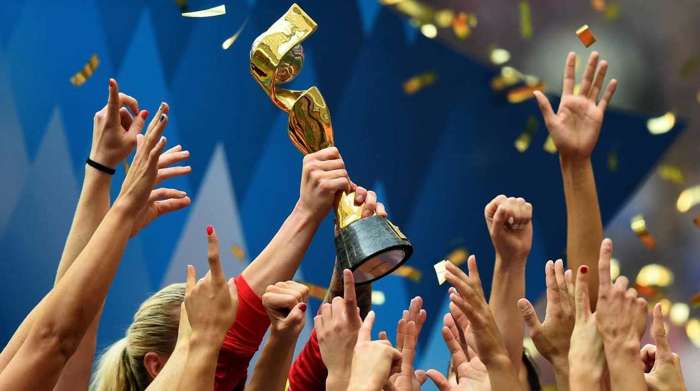 Club de Fútbol P&IDEA: Servicios de P&IDEA Holding Corporation Club de Fútbol P&IDEA: Servicios de P&IDEA Holding Corporation