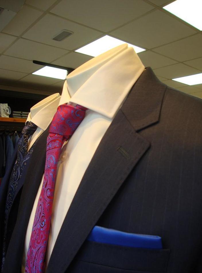 Trajes: Catálogo de GUIRADO Trajes: Catálogo de GUIRADO