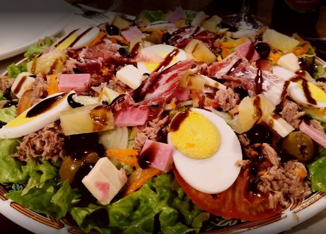 Ensaladas: Carta de Restaurante Asador O Alpendre Ensaladas: Carta de Restaurante Asador O Alpendre