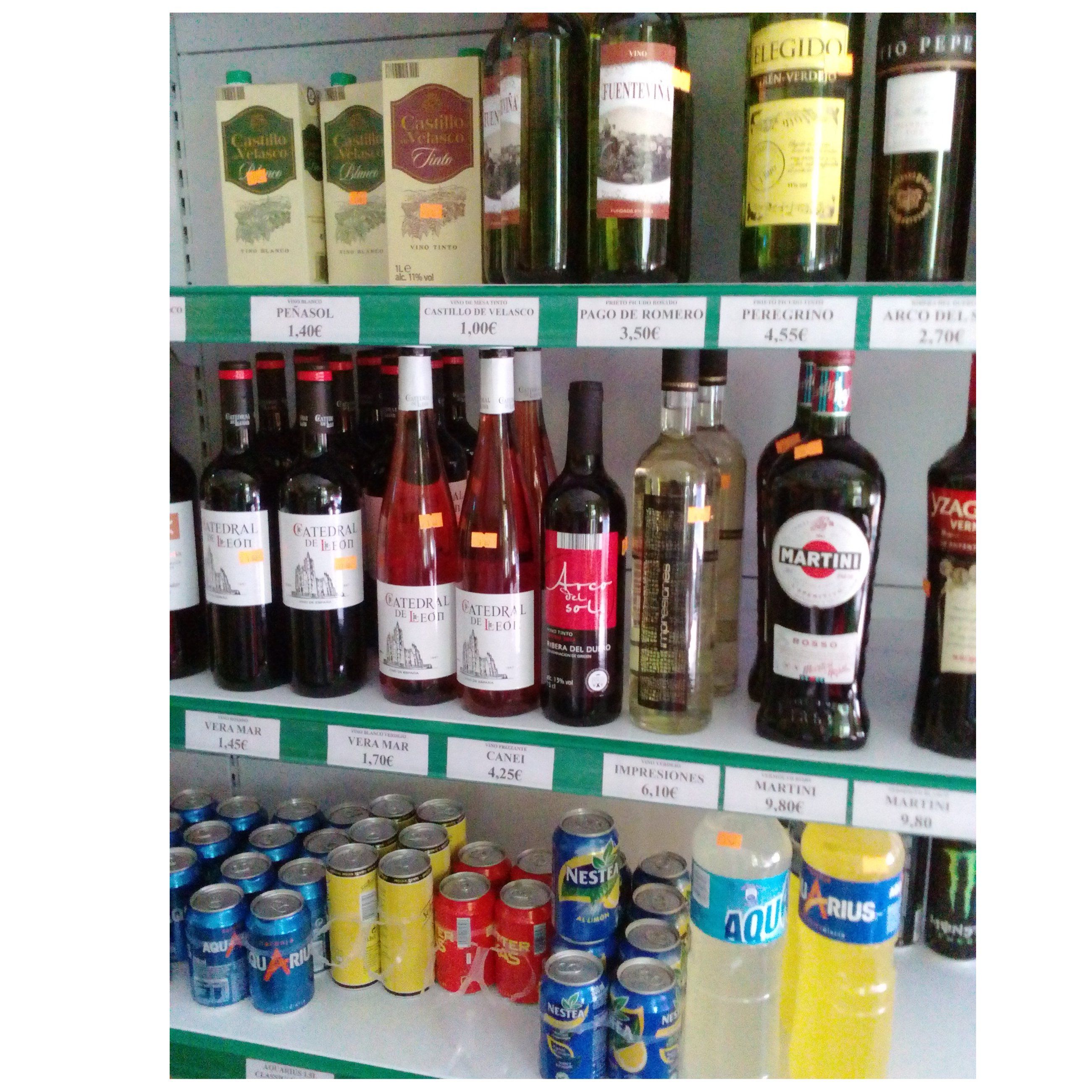 Refrescos y Lácteos Refrescos y Lácteos