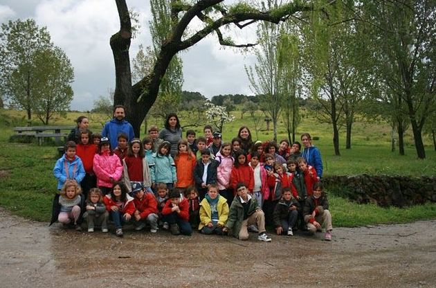 Club de Montaña: Servicios de Colegio Tres Olivos Club de Montaña: Servicios de Colegio Tres Olivos