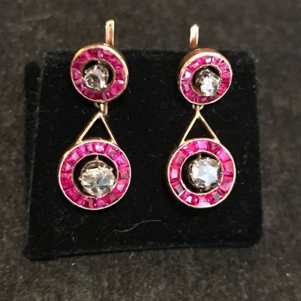 Compra y venta de joyas: Productos y servicios de S & B Compra y venta de joyas: Productos y servicios de S & B