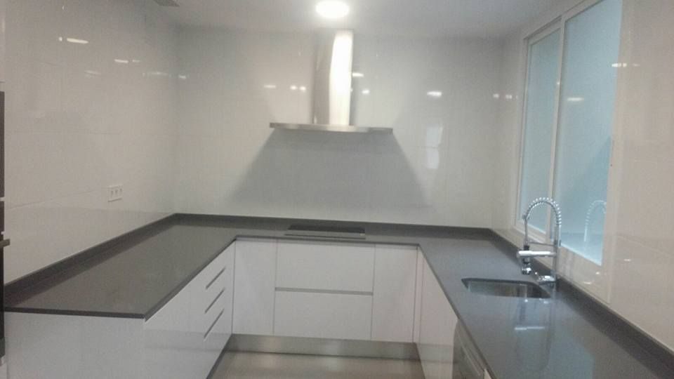 Reformas de baño y cocina: Servicios de Armonía Ábaco Construcciones y Servicios Reformas de baño y cocina: Servicios de Armonía Ábaco Construcciones y Servicios