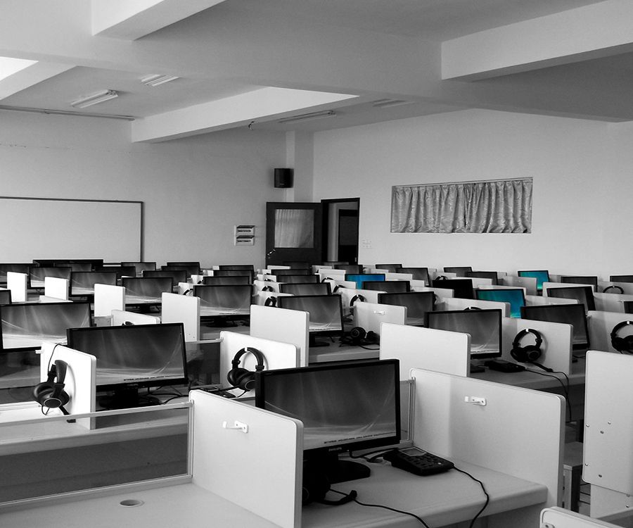 Telephone Control Units: Products and services de Systeline Telecomunications Telephone Control Units: Products and services de Systeline Telecomunications