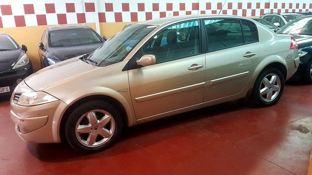 Renault megane 1. 4 100cv: Nuestros vehículos de Multimarca Autos RM Renault megane 1. 4 100cv: Nuestros vehículos de Multimarca Autos RM