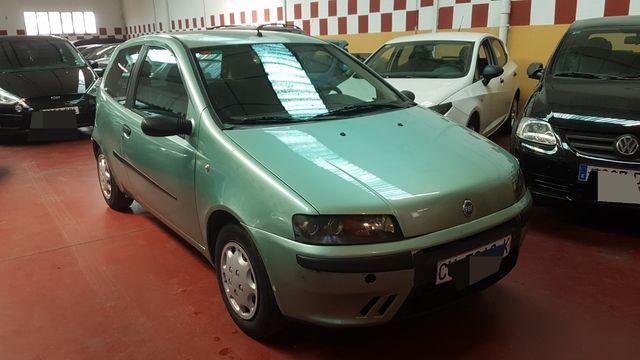 Fiat punto 1. 9d: Nuestros vehículos de Multimarca Autos RM Fiat punto 1. 9d: Nuestros vehículos de Multimarca Autos RM