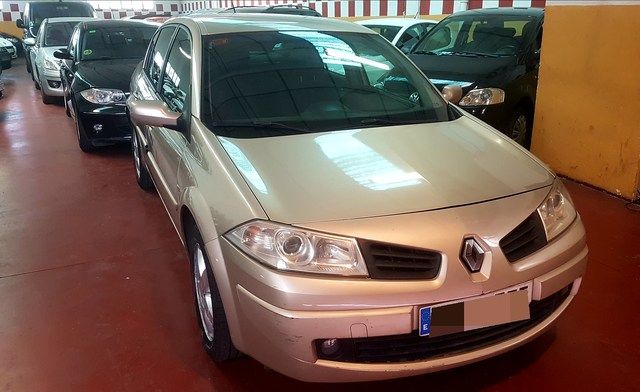 Renault megane 1. 4 100cv: Nuestros vehículos de Multimarca Autos RM Renault megane 1. 4 100cv: Nuestros vehículos de Multimarca Autos RM