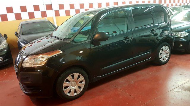 Citröen C3 Picasso 1. 6 HDi Attraction: Nuestros vehículos de Multimarca Autos RM Citröen C3 Picasso 1. 6 HDi Attraction: Nuestros vehículos de Multimarca Autos RM