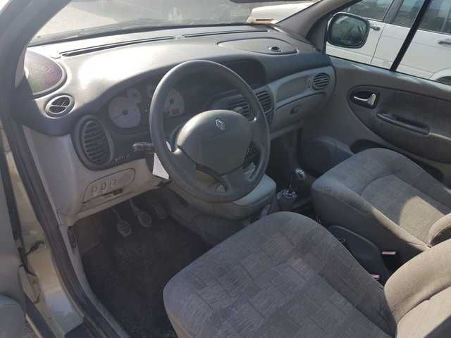 Renault Scénic 1. 9dci 105 cv: Nuestros vehículos de Multimarca Autos RM Renault Scénic 1. 9dci 105 cv: Nuestros vehículos de Multimarca Autos RM
