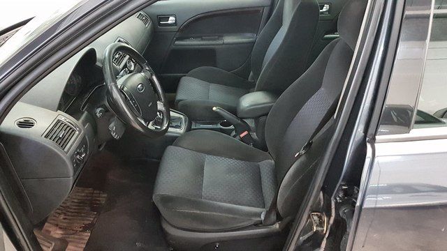 Ford Mondeo 2. 0tdci 130cv 6 velocidades: Nuestros vehículos de Multimarca Autos RM Ford Mondeo 2. 0tdci 130cv 6 velocidades: Nuestros vehículos de Multimarca Autos RM