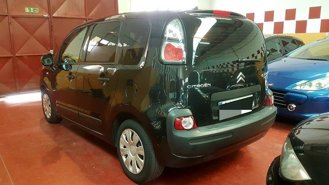 Citröen C3 Picasso 1. 6 HDi Attraction: Nuestros vehículos de Multimarca Autos RM Citröen C3 Picasso 1. 6 HDi Attraction: Nuestros vehículos de Multimarca Autos RM