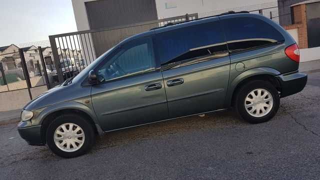 Chrysler Voyager 2. 5 crd 7 plazas: Nuestros vehículos de Multimarca Autos RM Chrysler Voyager 2. 5 crd 7 plazas: Nuestros vehículos de Multimarca Autos RM