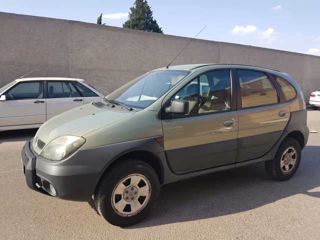 Renault Scénic 1. 9dci 105 cv: Nuestros vehículos de Multimarca Autos RM Renault Scénic 1. 9dci 105 cv: Nuestros vehículos de Multimarca Autos RM