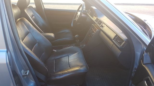 Mercedes 300 D: Nuestros vehículos de Multimarca Autos RM Mercedes 300 D: Nuestros vehículos de Multimarca Autos RM