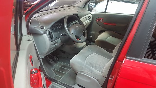 Renault Scenic 1. 9dci: Nuestros vehículos de Multimarca Autos RM Renault Scenic 1. 9dci: Nuestros vehículos de Multimarca Autos RM