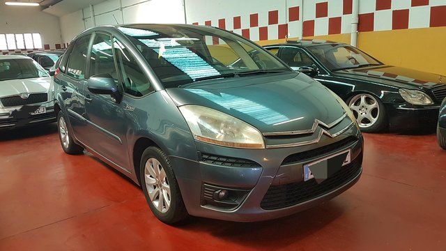 Citröen c4 Picasso 1. 6hdi Exclusive: Nuestros vehículos de Multimarca Autos RM Citröen c4 Picasso 1. 6hdi Exclusive: Nuestros vehículos de Multimarca Autos RM
