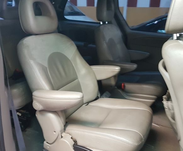 Chrysler Voyager 2. 5 crd lx: Nuestros vehículos de Multimarca Autos RM Chrysler Voyager 2. 5 crd lx: Nuestros vehículos de Multimarca Autos RM