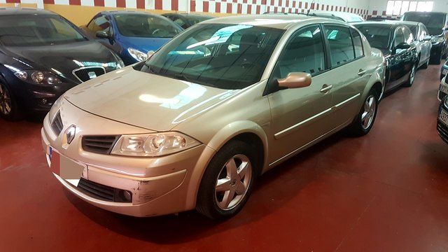Renault megane 1. 4 100cv: Nuestros vehículos de Multimarca Autos RM Renault megane 1. 4 100cv: Nuestros vehículos de Multimarca Autos RM
