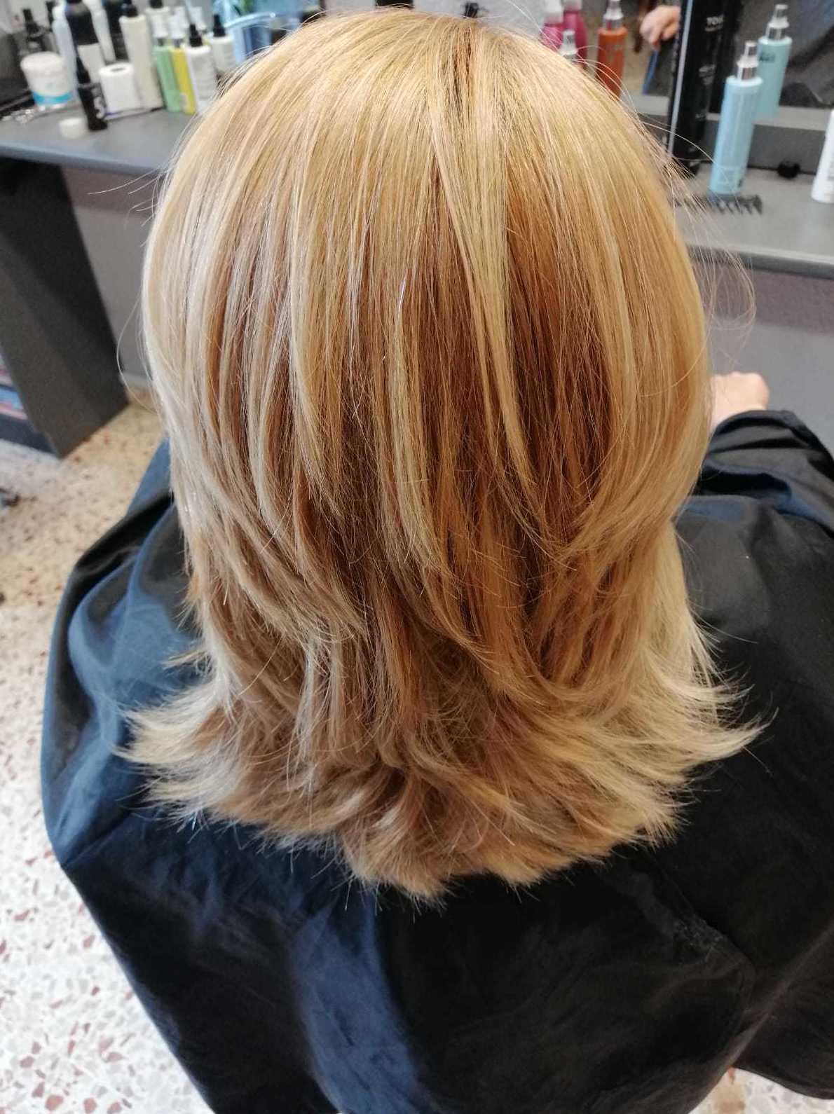Corte: Servicios de Lucian Hair&Beauty Corte: Servicios de Lucian Hair&Beauty