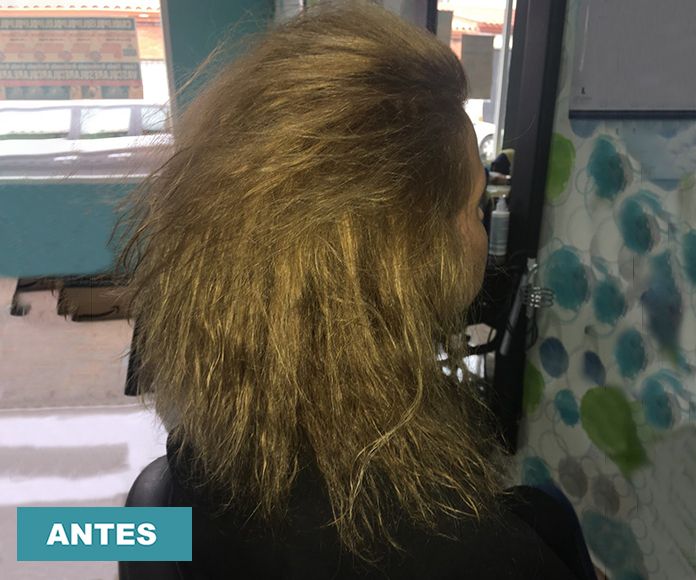 Alisado y tratamiento de queratina: Servicios de Centro de belleza Rojas Alisado y tratamiento de queratina: Servicios de Centro de belleza Rojas