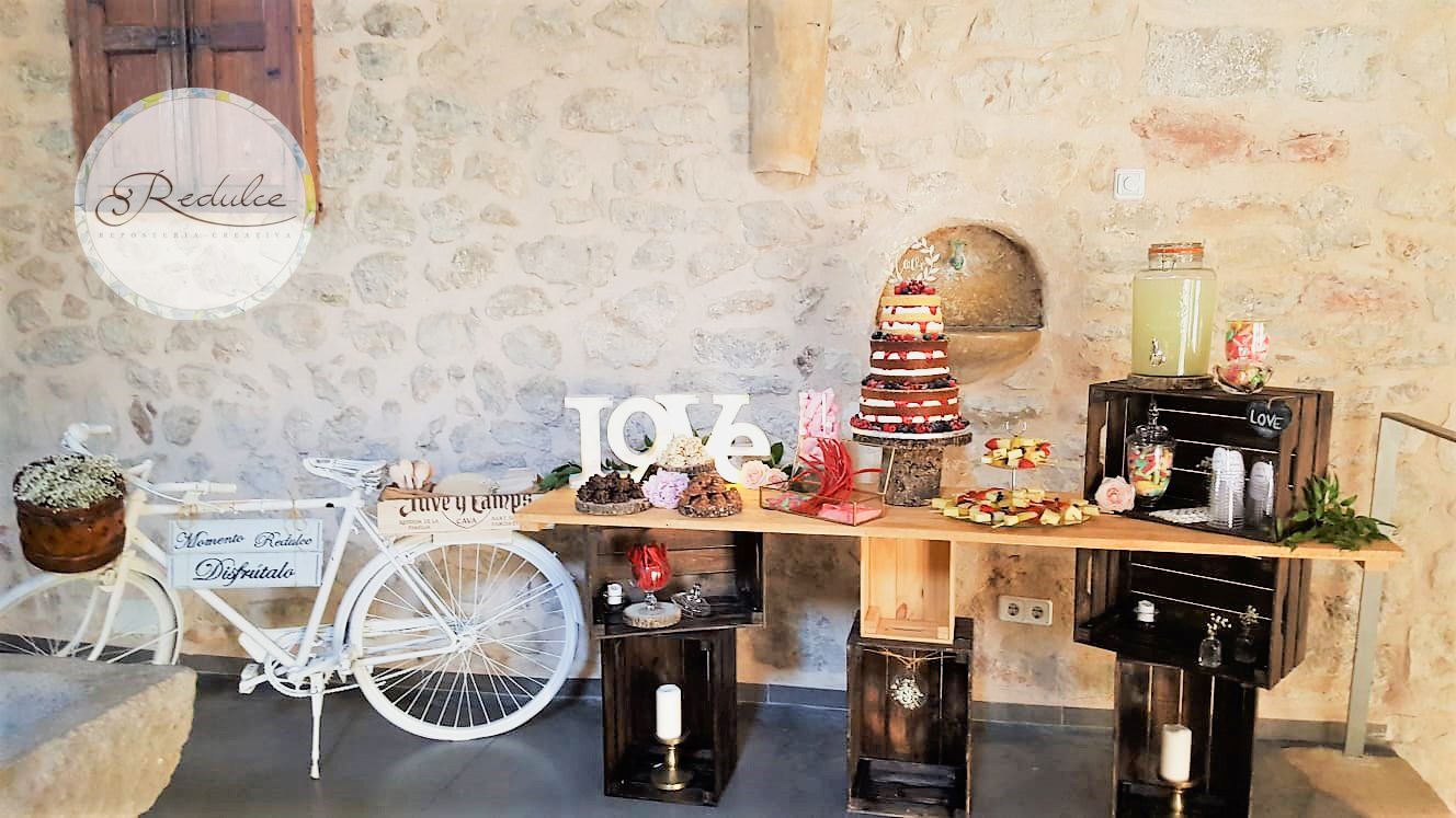 Mesa de dulces: Nuestros dulces de Redulce Mesa de dulces: Nuestros dulces de Redulce