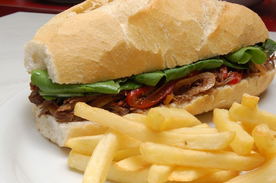 Hamburguesas y bocadillos: Catálogo de De los Argentinos Bar y Comidas Hamburguesas y bocadillos: Catálogo de De los Argentinos Bar y Comidas