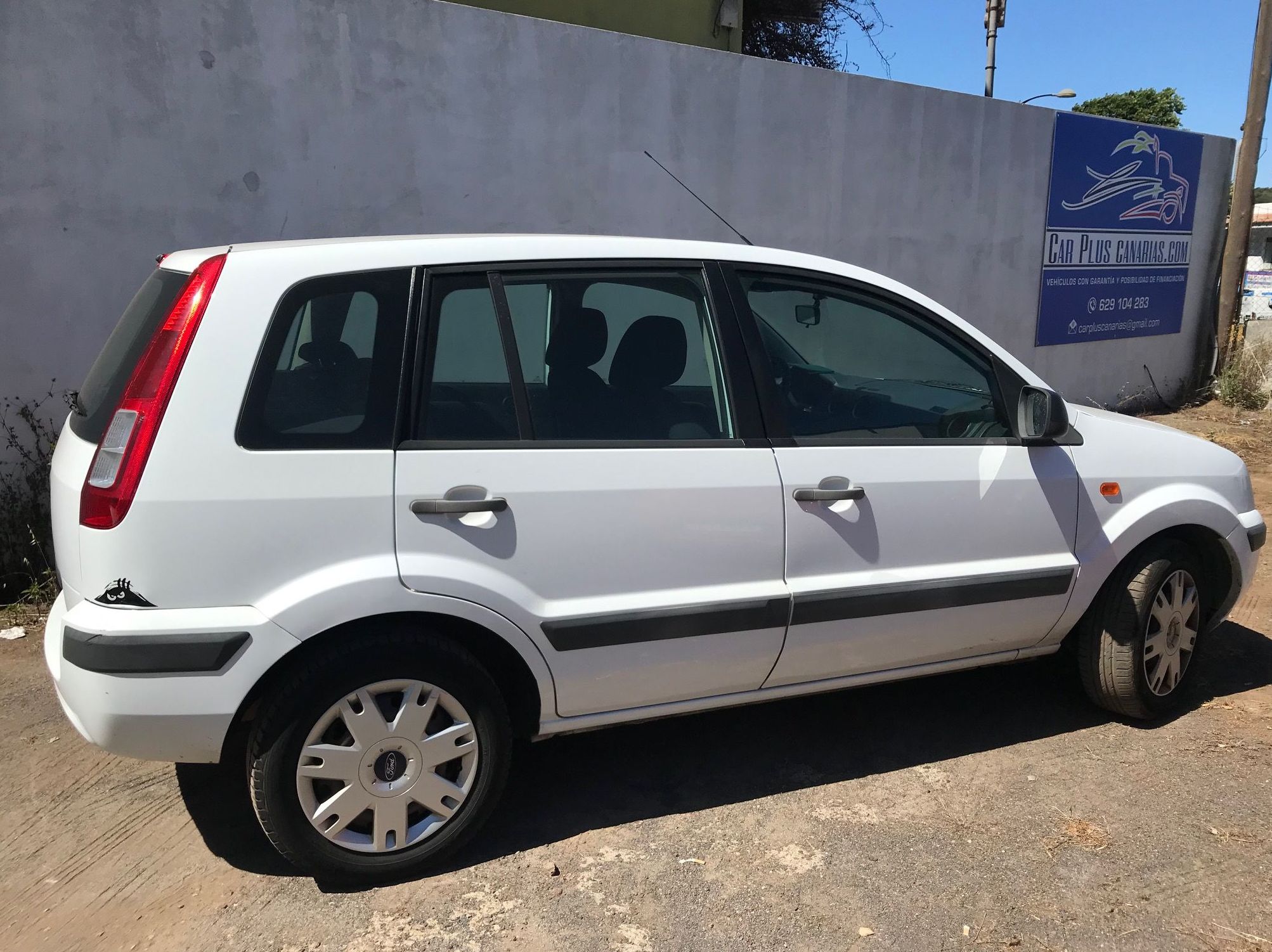 FORD FUSION 1.4 16V URBAN: Vehículos de ocasión de Car Plus Canarias FORD FUSION 1.4 16V URBAN: Vehículos de ocasión de Car Plus Canarias
