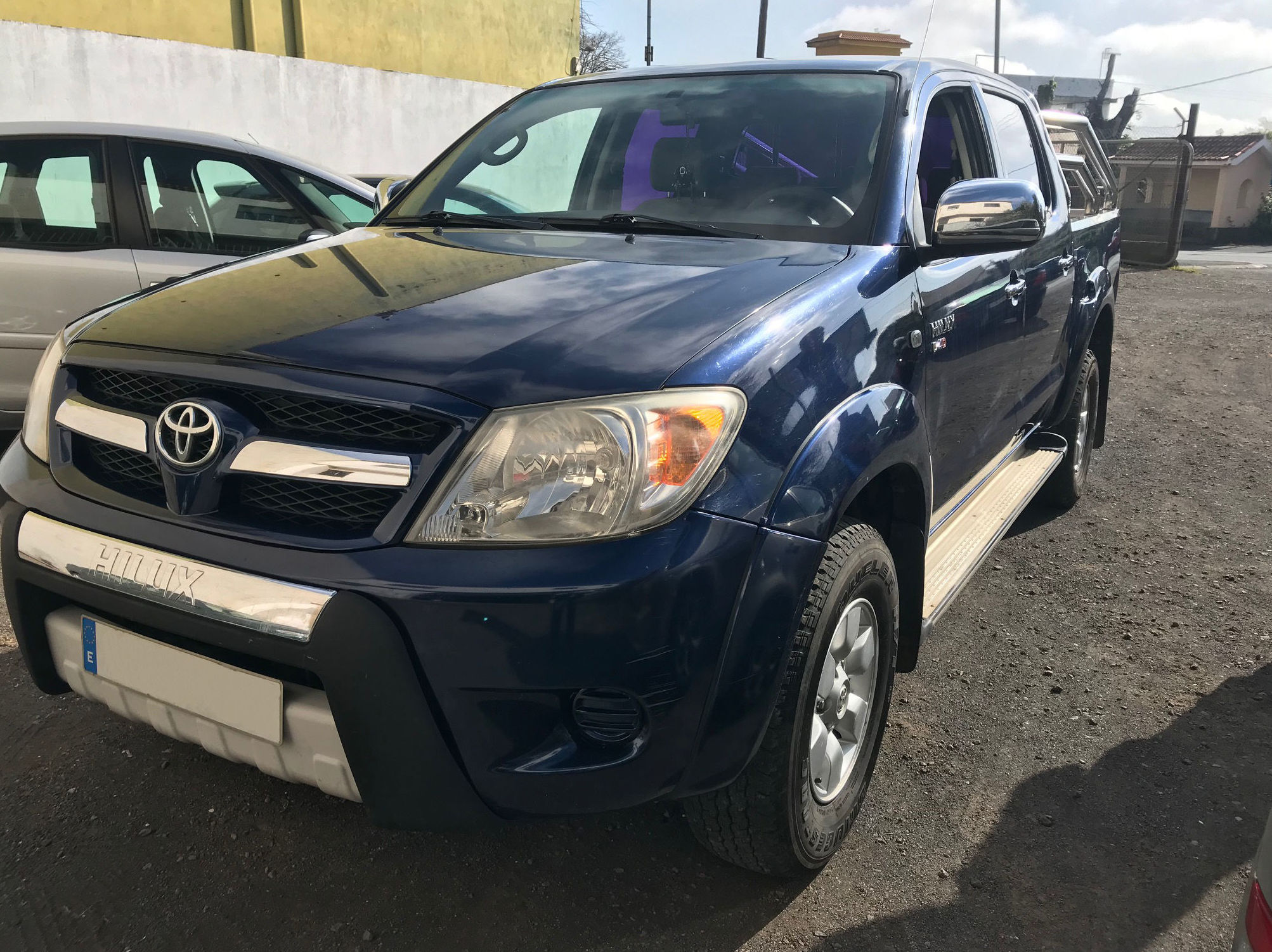 TOYOTA HILUX 2.5 D-4D: Vehículos de ocasión de Car Plus Canarias TOYOTA HILUX 2.5 D-4D: Vehículos de ocasión de Car Plus Canarias