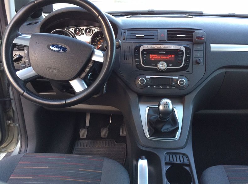 Ford C-Max: Vehículos de ocasión de Car Plus Canarias Ford C-Max: Vehículos de ocasión de Car Plus Canarias