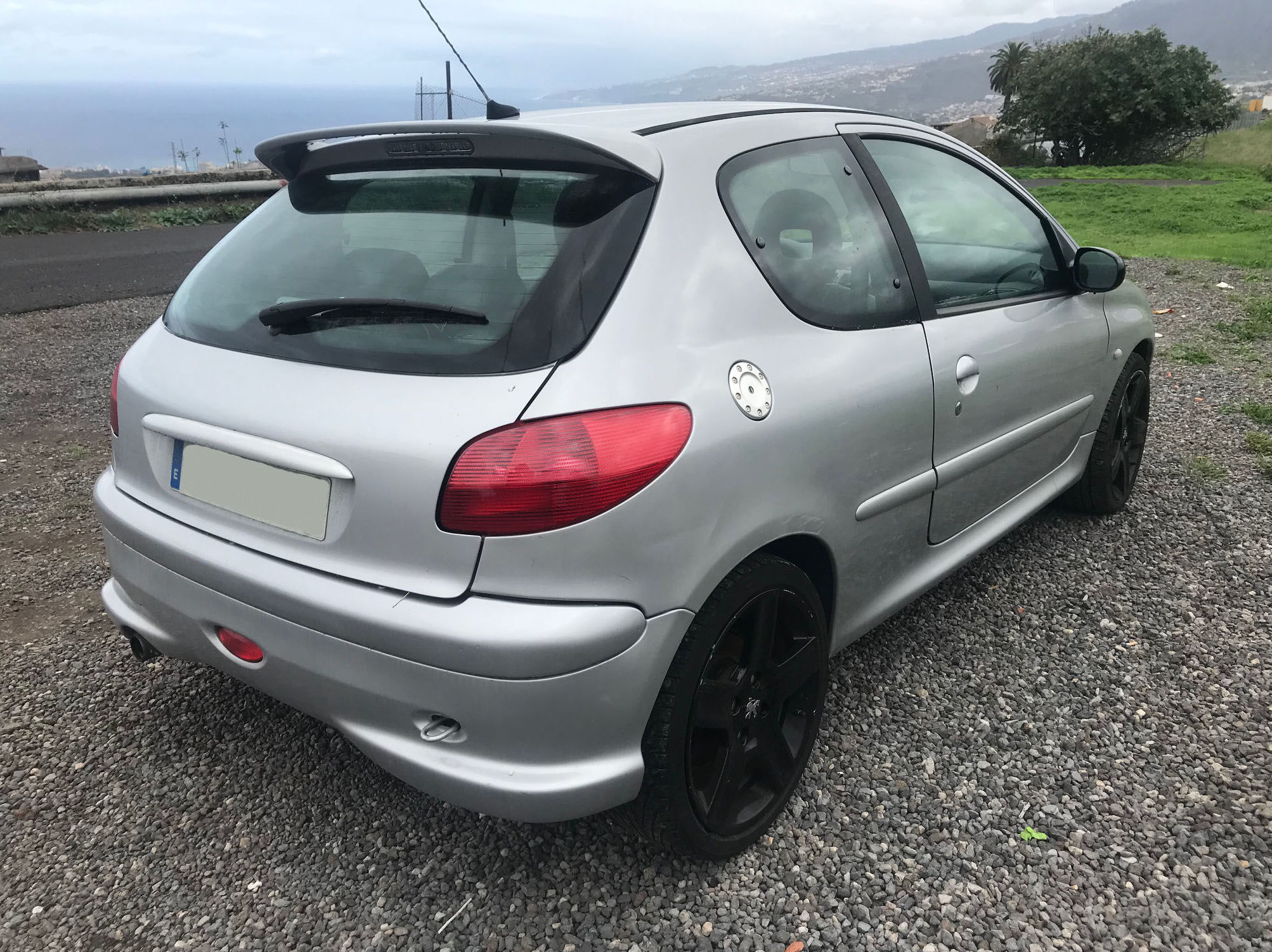 PEUGEOT 206 GTI : Vehículos de ocasión de Car Plus Canarias PEUGEOT 206 GTI : Vehículos de ocasión de Car Plus Canarias