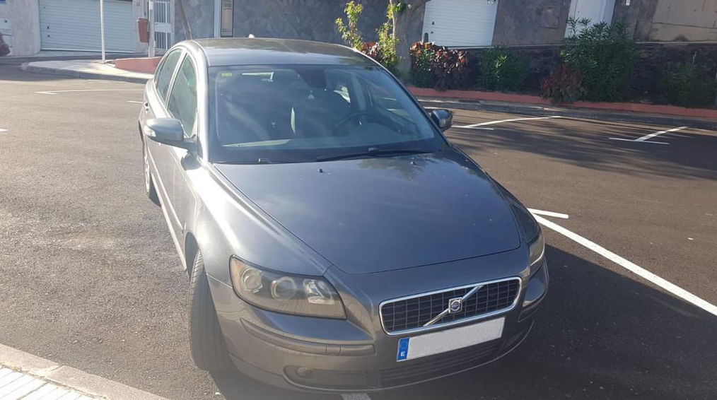 VOLVO S40 2.0 136CV: Vehículos de ocasión de Car Plus Canarias VOLVO S40 2.0 136CV: Vehículos de ocasión de Car Plus Canarias