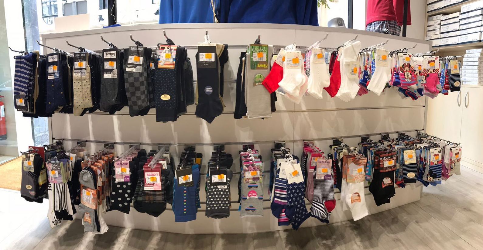 Calcetería: Nuestras prendas de Los Chicos Calcetería: Nuestras prendas de Los Chicos