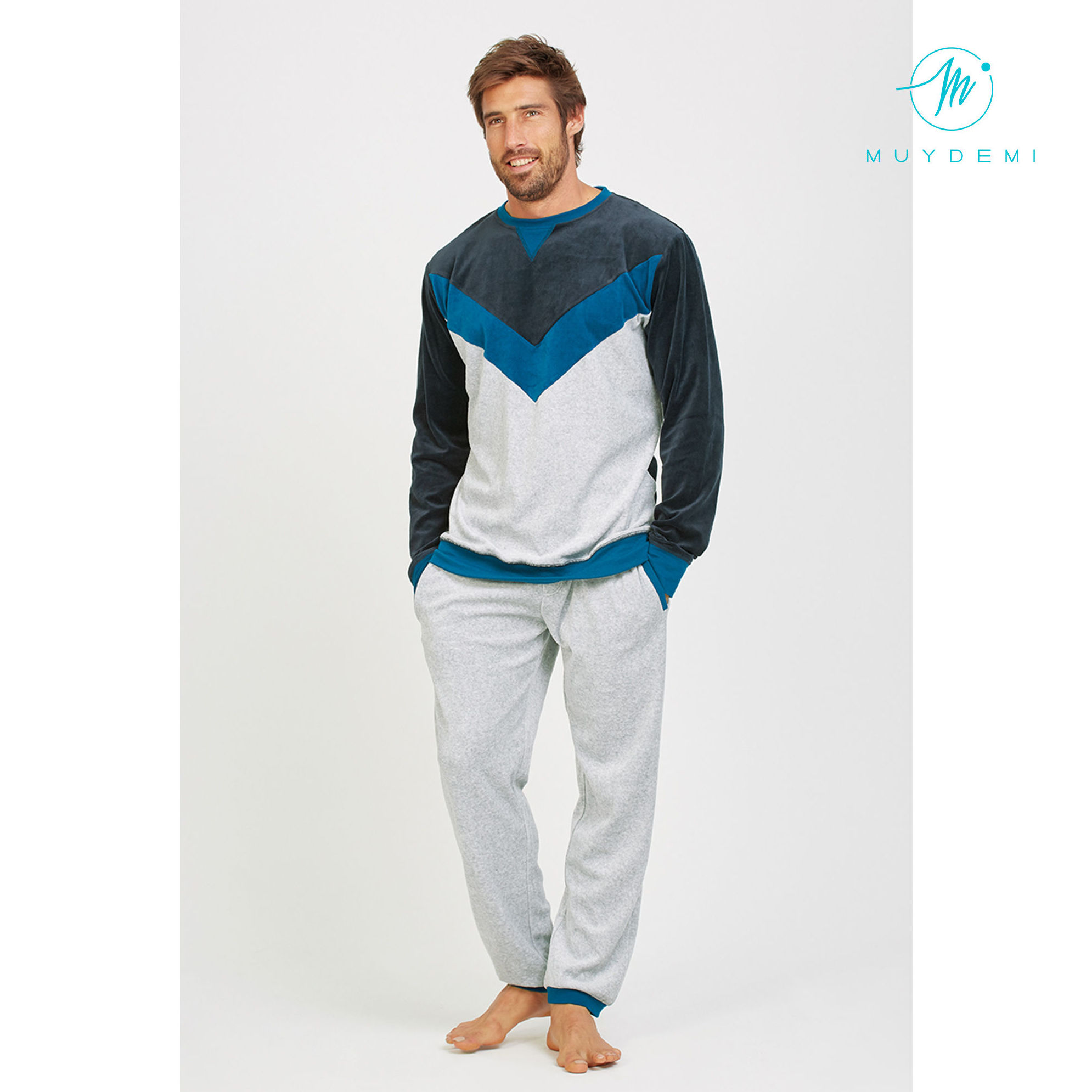Pijama caballero "V" Pijama caballero "V"
