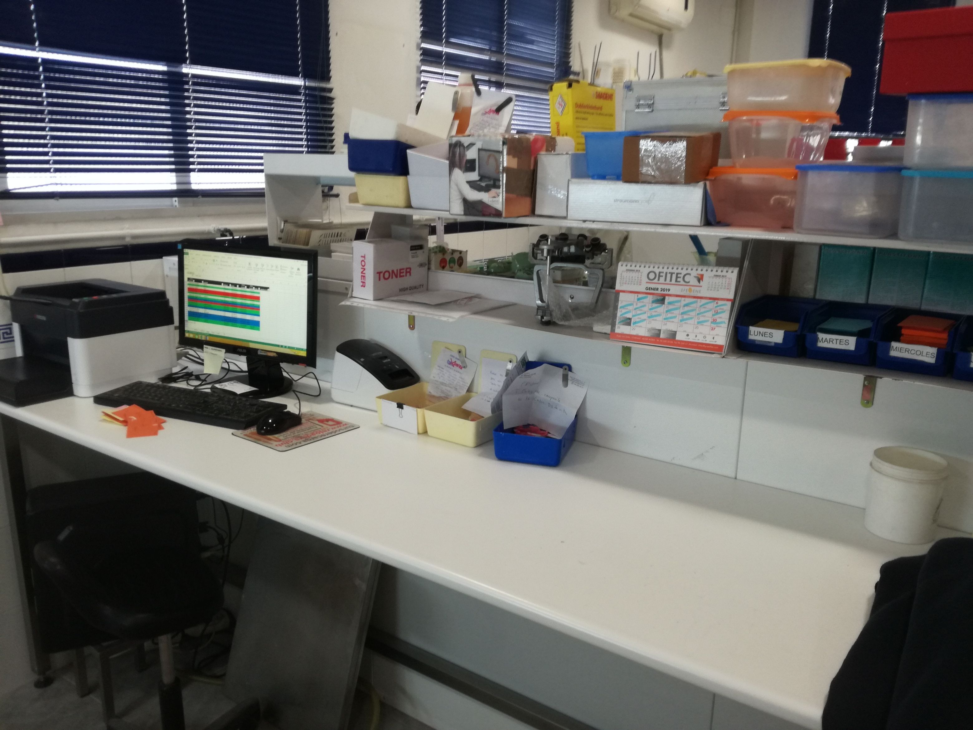 Cerámica sobre metal: Servicios de Xanfra Centro Odontotécnico Cerámica sobre metal: Servicios de Xanfra Centro Odontotécnico