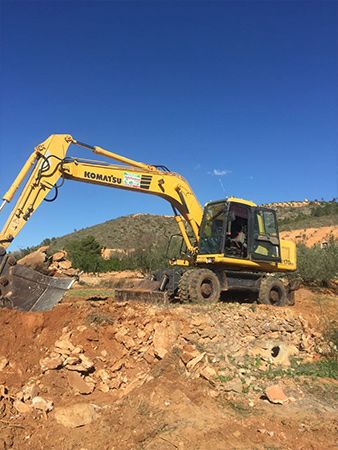 Excavaciones y movimientos de tierra en Villanueva de Castellón, Valencia