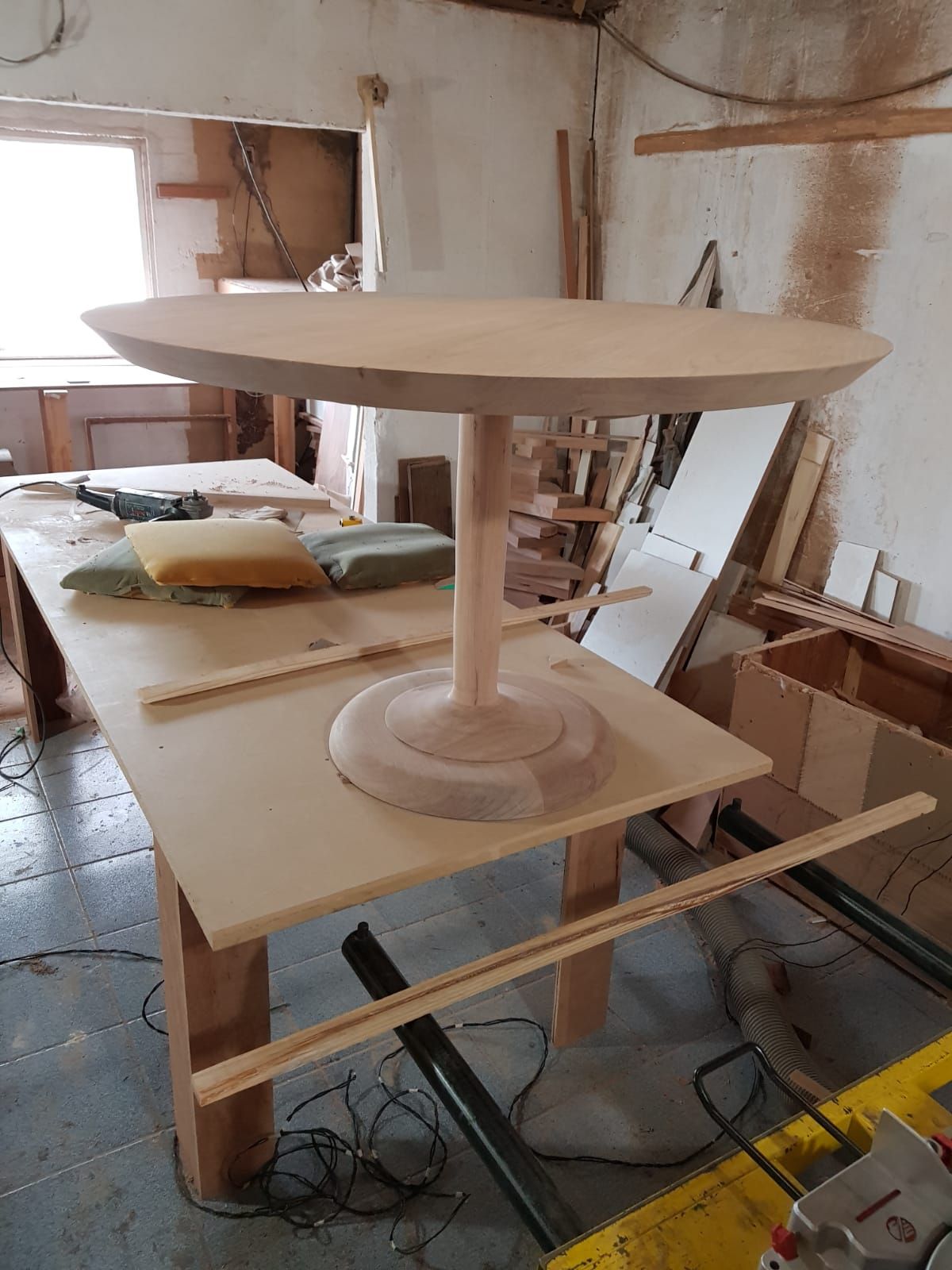 Fabricación y montaje de muebles: Servicios de JC Moreno Carpintería