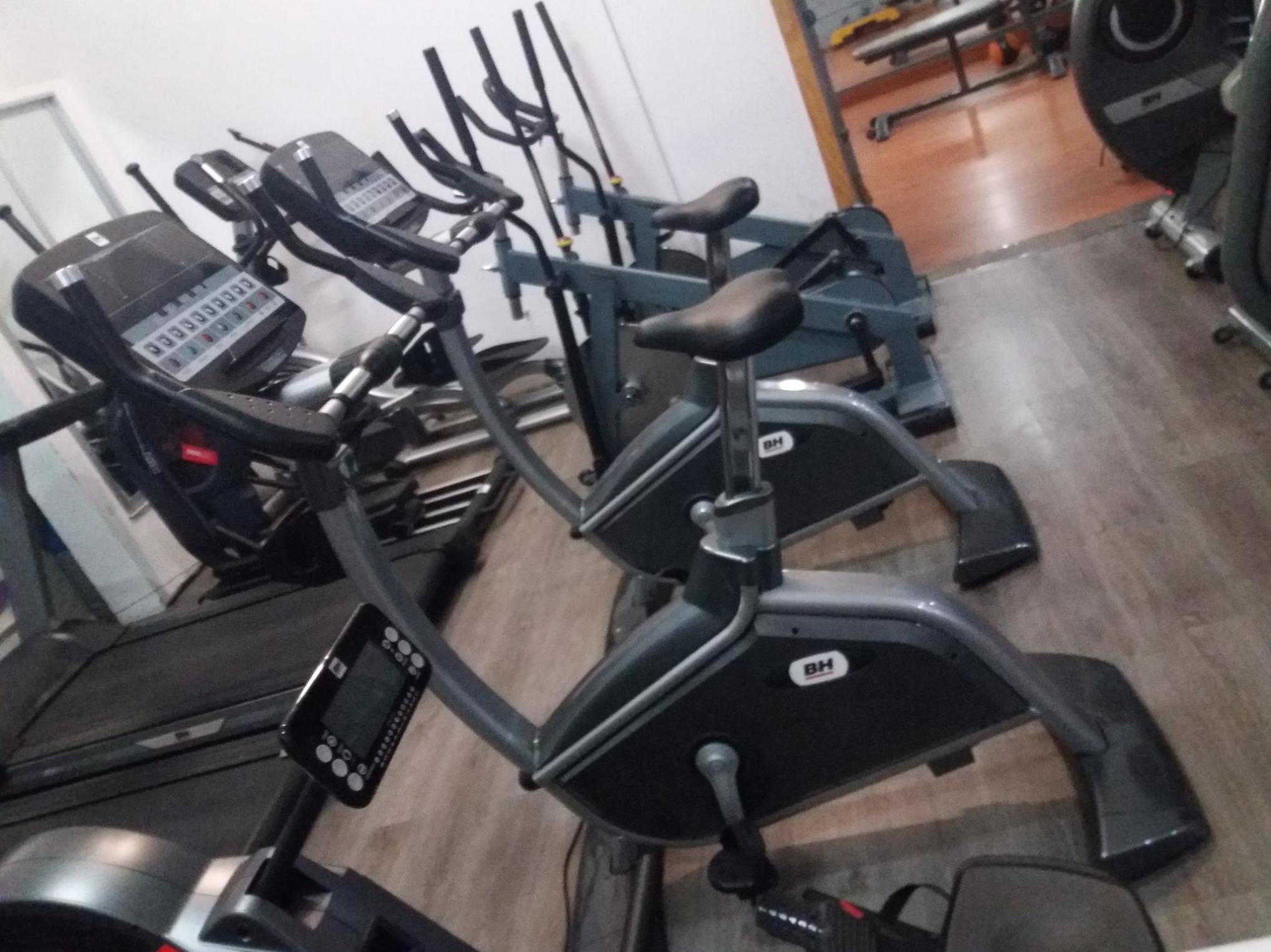 Instalaciones: Actividades de Gimnasio Guitart Instalaciones: Actividades de Gimnasio Guitart