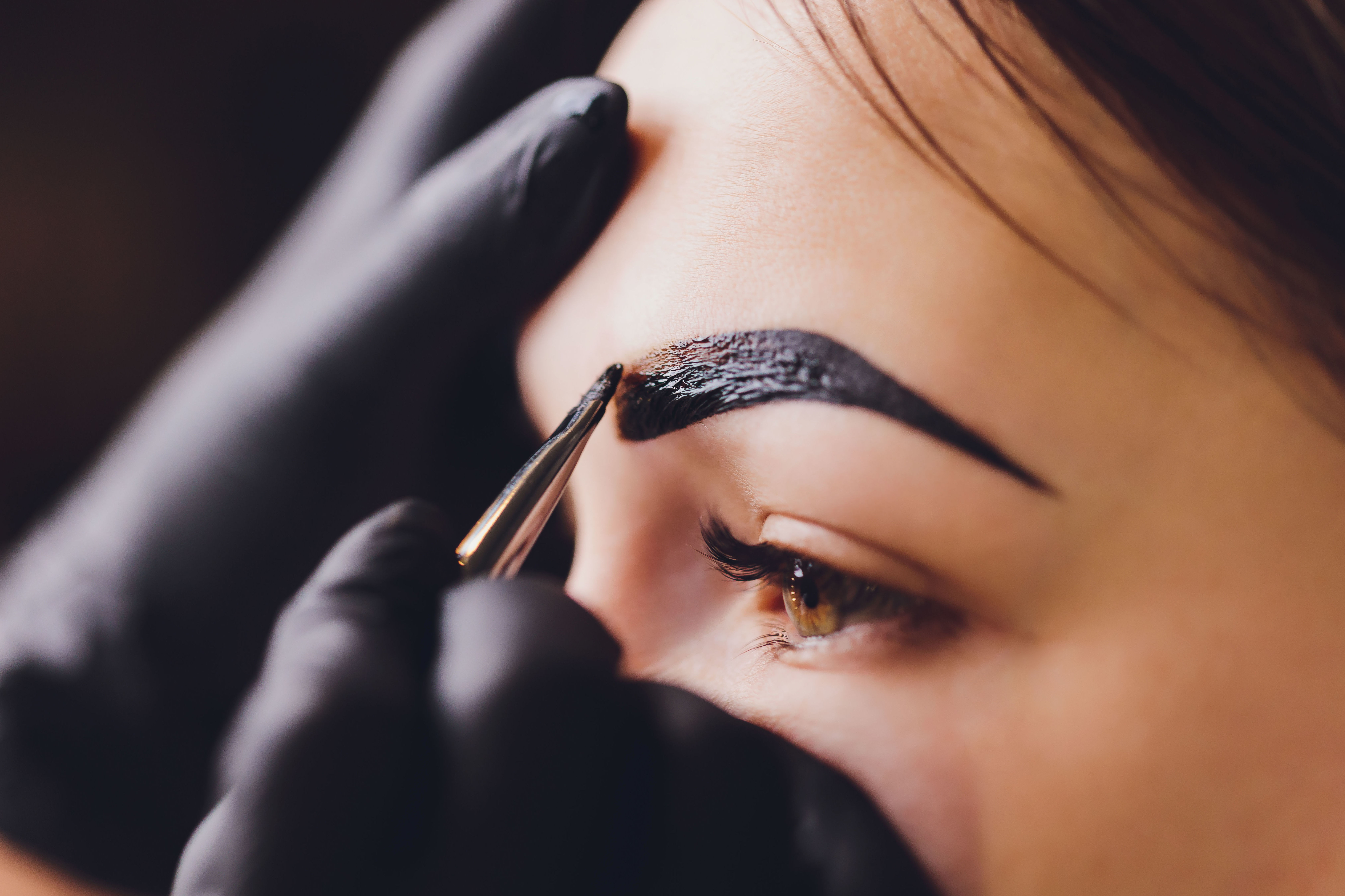 Curso de Diseño de cejas y Depilación con hilo: Servicios de Bodybrite Majadahonda Curso de Diseño de cejas y Depilación con hilo: Servicios de Bodybrite Majadahonda